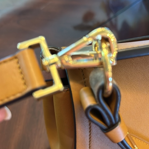 GIVENCHY Mystic Bag - Picture 12 of 16